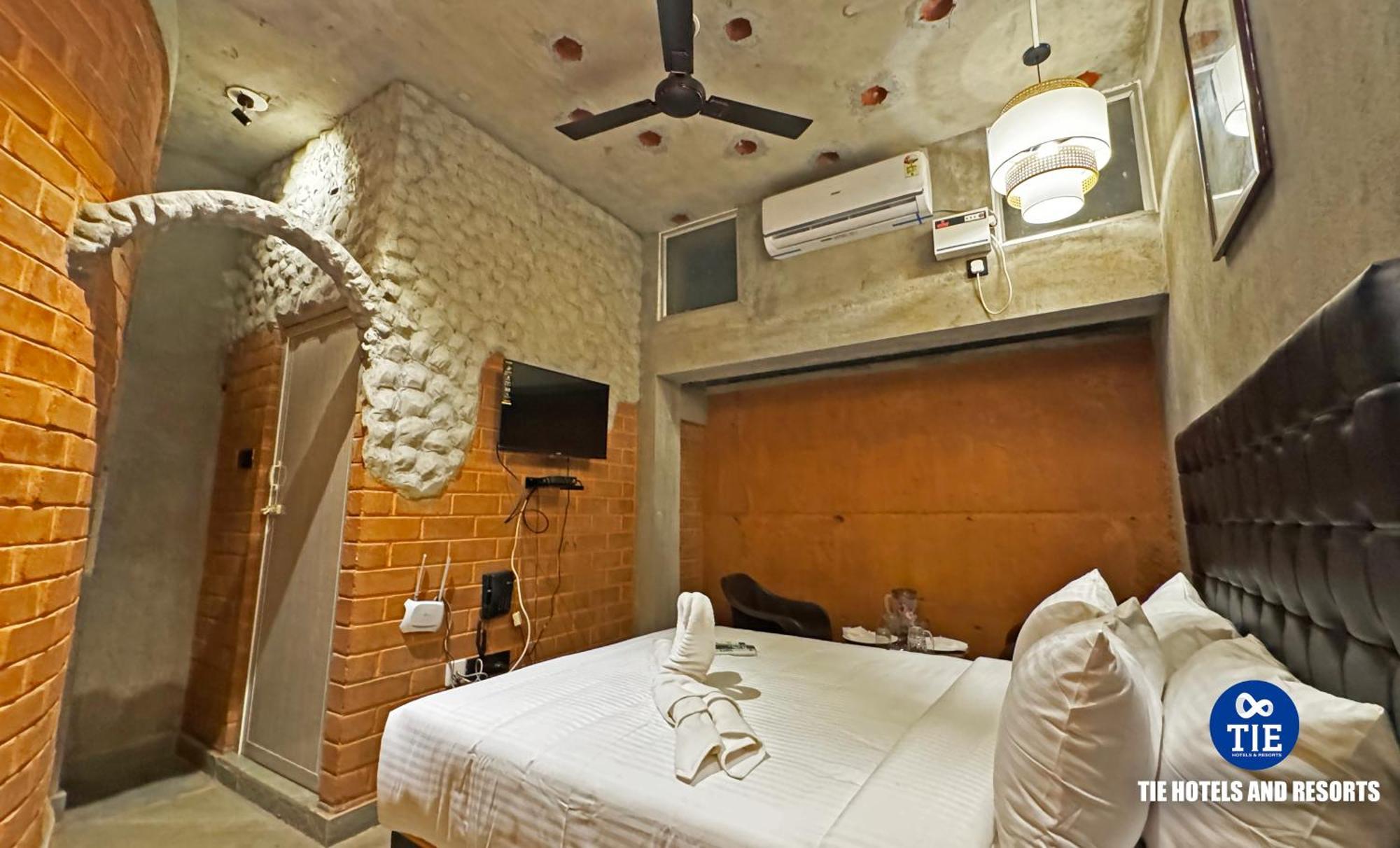 Eden Beach Resort - Tie Hotels & Resorts Puduccseri Kültér fotó